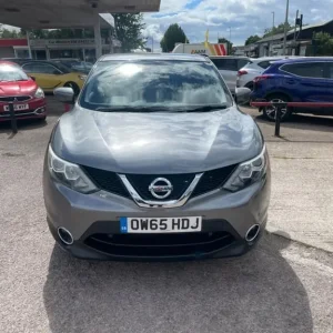 2016 Nissan Qashqai ACENTA DIG-T SMART VISION Hatchback - Image 2