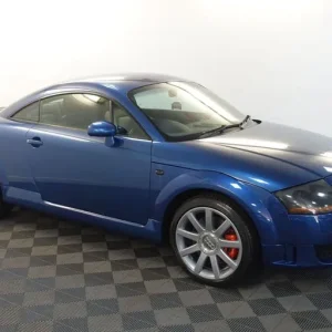 2004 Audi TT 3.2 V6 Coupe - Image 3