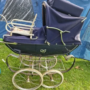 Vintage silver cross dolls pram - Image 3