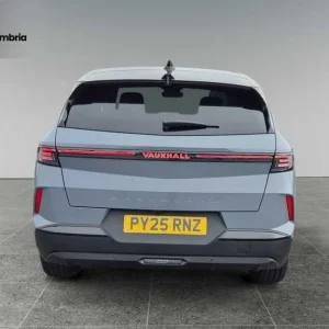 2025 Vauxhall Grandland Ultimate Hybrid Hatchback - Image 6