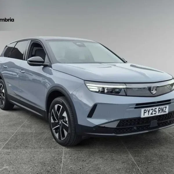 2025 Vauxhall Grandland Ultimate Hybrid Hatchback