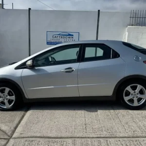 2009 Honda Civic 2.2 I-CTDI ES Hatchback 5-door Diesel Manual - Image 2