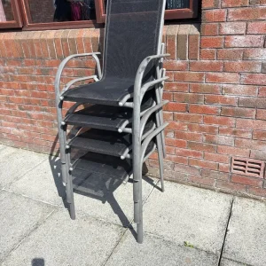 4 stackable garden chairs - Image 3