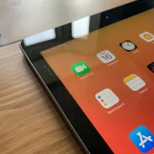 Apple iPad 5 32GB iOS 16 Black with Wi-Fi - Image 6