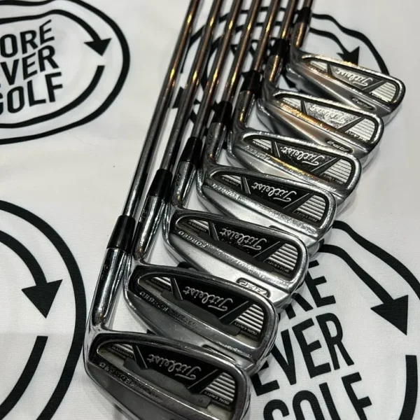 TITLEIST AP2 710 IRONS 3-9 RH Regular Flex