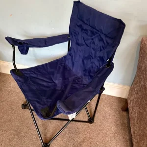 Camping chairs with some bags - Image 4