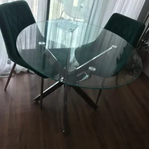 Glass dining table with velvet chairs - Image 2