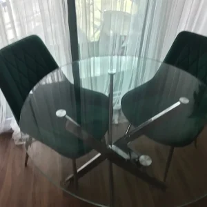 Glass dining table with velvet chairs - Image 3
