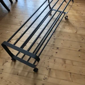 Metal shoe rack with two shelves - Image 2