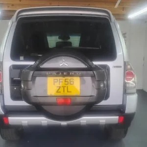 Mitsubishi Pajero 3.8 V6 4WD Automatic 3-Door Silver – Fresh Japanese Import 2007 - Image 5