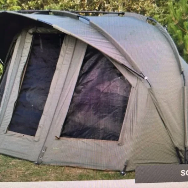 Fishing Carp Bivvy 3
