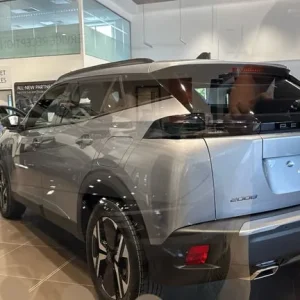 2025 Peugeot 2008 1.2 PureTech 130 Allure 5-door hatchback - Image 5