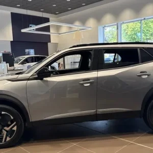 2025 Peugeot 2008 1.2 PureTech 130 Allure 5-door hatchback - Image 6