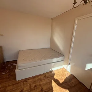 Double Room Available – Female Preferred - Image 5