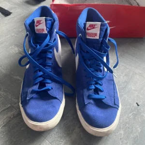 Stranger Things Nike Blue Blazers