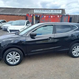 2014 Nissan Qashqai 1.5 dCi Acenta Premium - Image 6