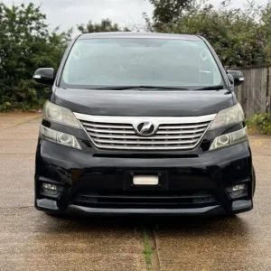 2010 Toyota Vellfire Z Platinum 4WD 3.5L 7-Seater - Image 2