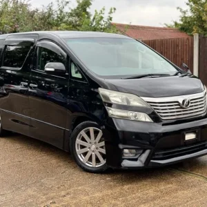 2010 Toyota Vellfire Z Platinum 4WD 3.5L 7-Seater - Image 3