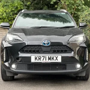 2022 Toyota Yaris Cross 1.5 VVT-h Design E-CVT Hybrid - Image 3