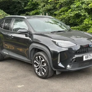 2022 Toyota Yaris Cross 1.5 VVT-h Design E-CVT Hybrid - Image 5
