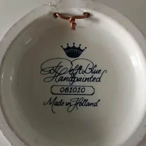Amsterdam Anne Frank House small Delft Blue Plate ready to hang - Image 3