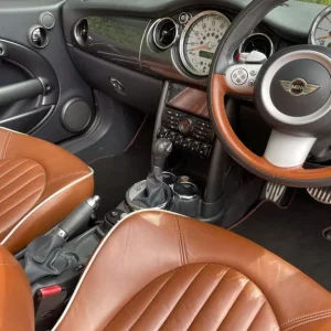 2007 Mini Cooper S Convertible 1.6 Auto Sidewalk Edition - Image 5