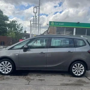 2017 Vauxhall Zafira Tourer 1.6 CDTi EcoFLEX Diesel Manual - Image 6