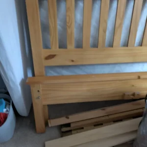 Solid pine bed frame - Image 3