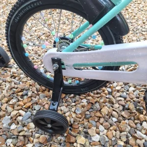 Kids’ Bike with Training Wheels - Image 3