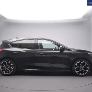 2019 Ford Focus 1.0T EcoBoost ST-Line X Hatchback - Image 7