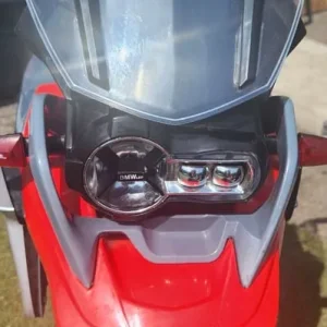 2x BMW GS Ride On Bikes 2x chargers fully working - Image 7