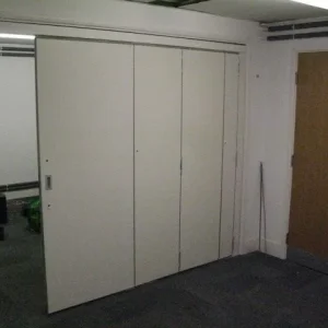Foldable divider wall - Image 2