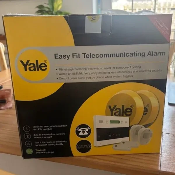 Yale Easy Fit Telecommunicating Alarm