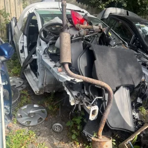 Seat Ibiza 2014 Facelift front end parts - Image 2