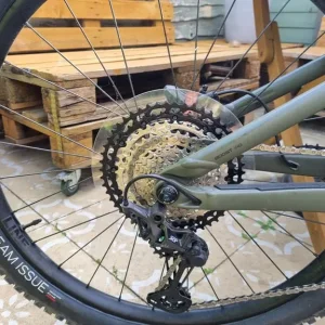 Trek Remedy 8.12 XT 27.5 Large Frame - Image 3