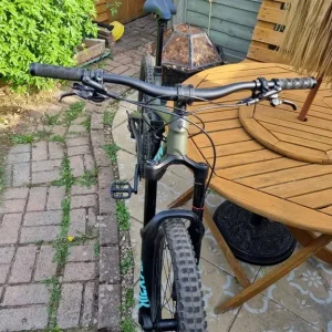 Trek Remedy 8.12 XT 27.5 Large Frame - Image 5