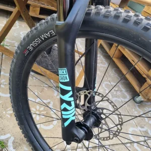 Trek Remedy 8.12 XT 27.5 Large Frame - Image 7