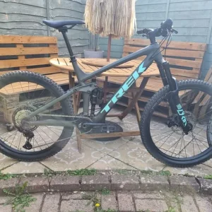 Trek Remedy 8.12 XT 27.5 Large Frame