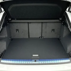 2025 Audi Q3 1.5 TFSI 35 Black Edition Sportback - Image 6
