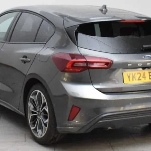 2024 Ford Focus 1.0 EcoBoost Hybrid - Image 2