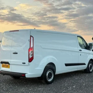 2021 Ford Transit Custom 2.0 EcoBlue Trend Panel Van - Image 8