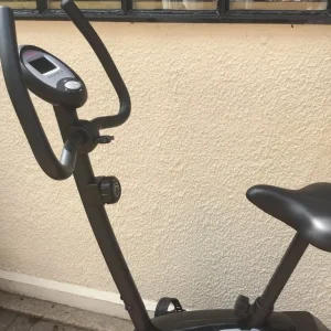 Exercise bike - Image 3