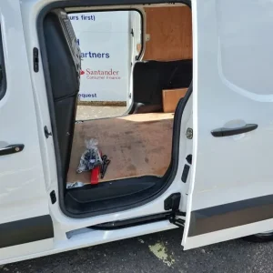 2020 Vauxhall Combo 1.5 Turbo D 2300 Edition Panel Van - Image 8