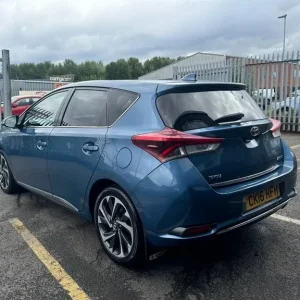 2016 Toyota Auris 1.6 D-4D Diesel Hatchback - Image 5