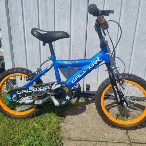 Kids bike – hardly used, great condition - Image 5