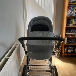 Baby style prestige pram - Image 4