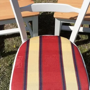 four chairs - Image 2