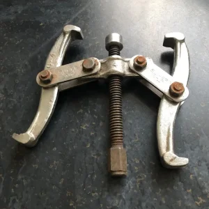 Vintage car items - Image 2