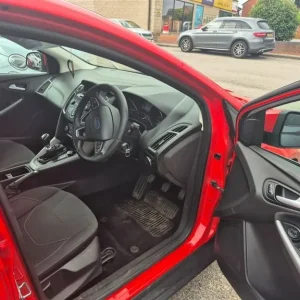 2015 Ford Focus ZETEC TDCI Hatchback Diesel Manual - Image 7