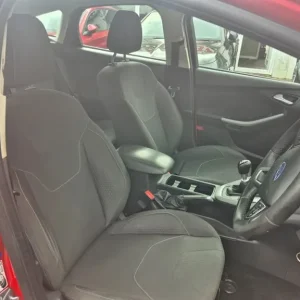 2015 Ford Focus ZETEC TDCI Hatchback Diesel Manual - Image 8